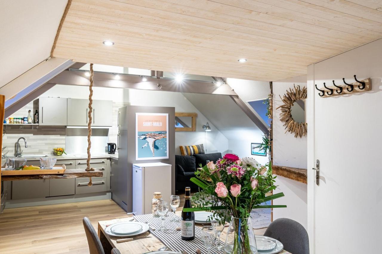 Le Petit Melorien Apartman Saint-Méloir-des-Ondes Kültér fotó