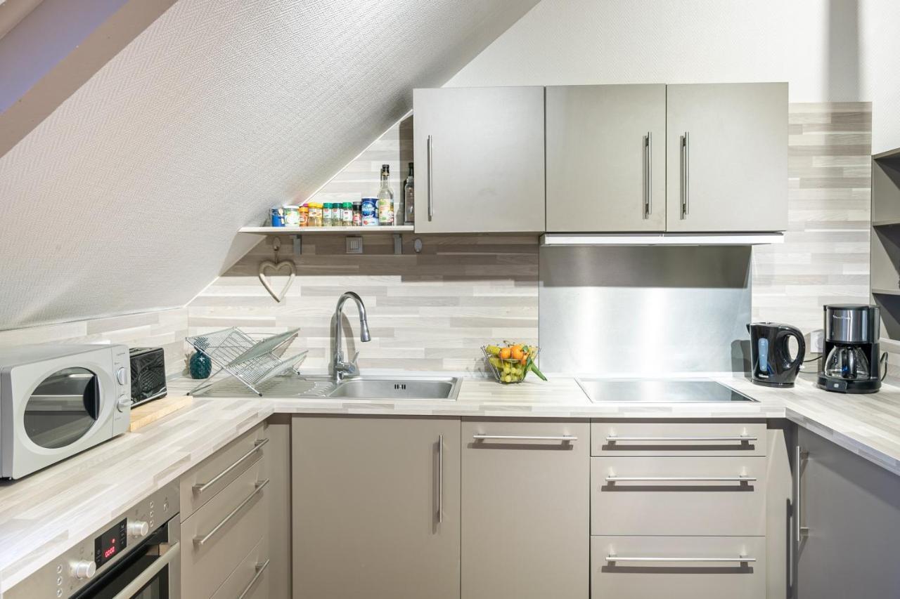 Le Petit Melorien Apartman Saint-Méloir-des-Ondes Kültér fotó